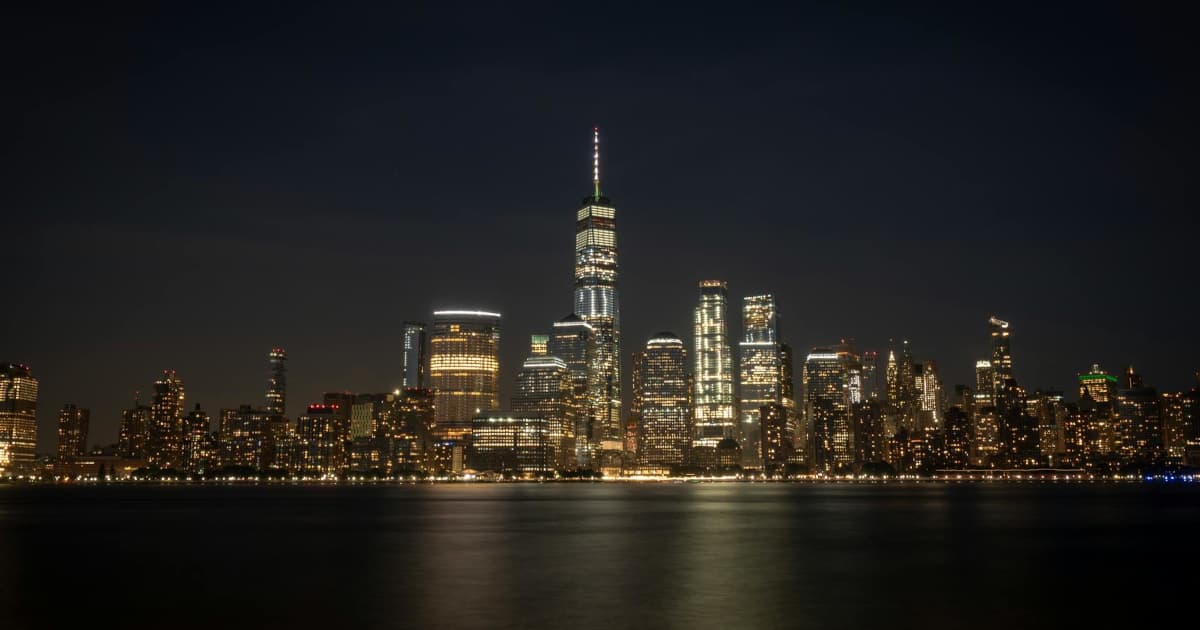 Dubai's Car Garage Expert Transforms Vehicle Aesthetics with Specialized Paint and Upholstery Services