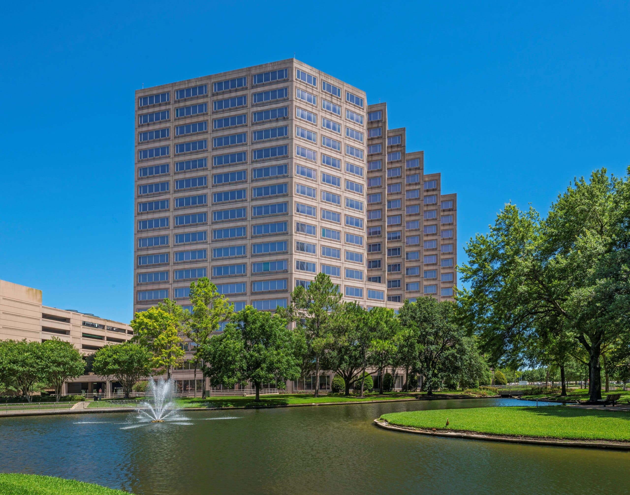 Priority Capital Advisory Secures $26.6 Million Refinance for Houston's Energy Corridor Office Tower