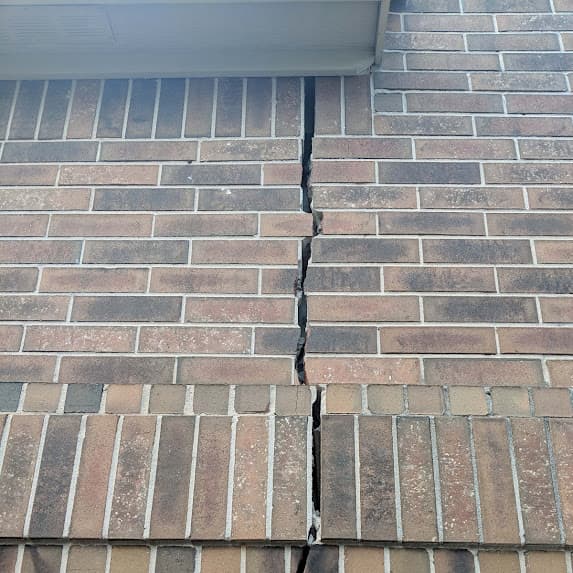 Critical Considerations for Hiring a Foundation Repair Contractor in Texas